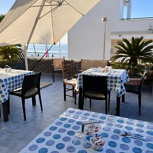 L'onda Bed & Breakfast